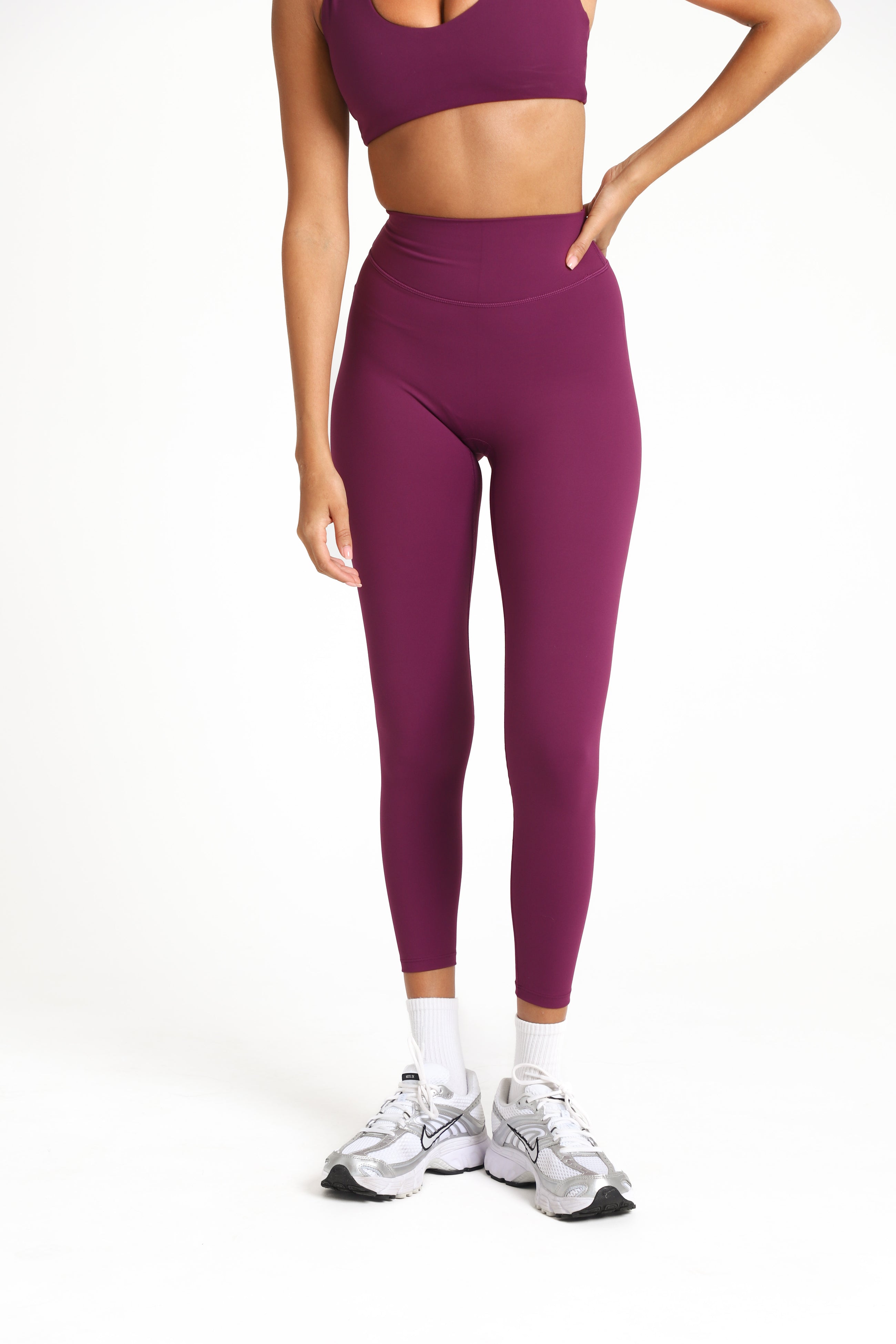 VEIL™ Signature Leggings - Plum