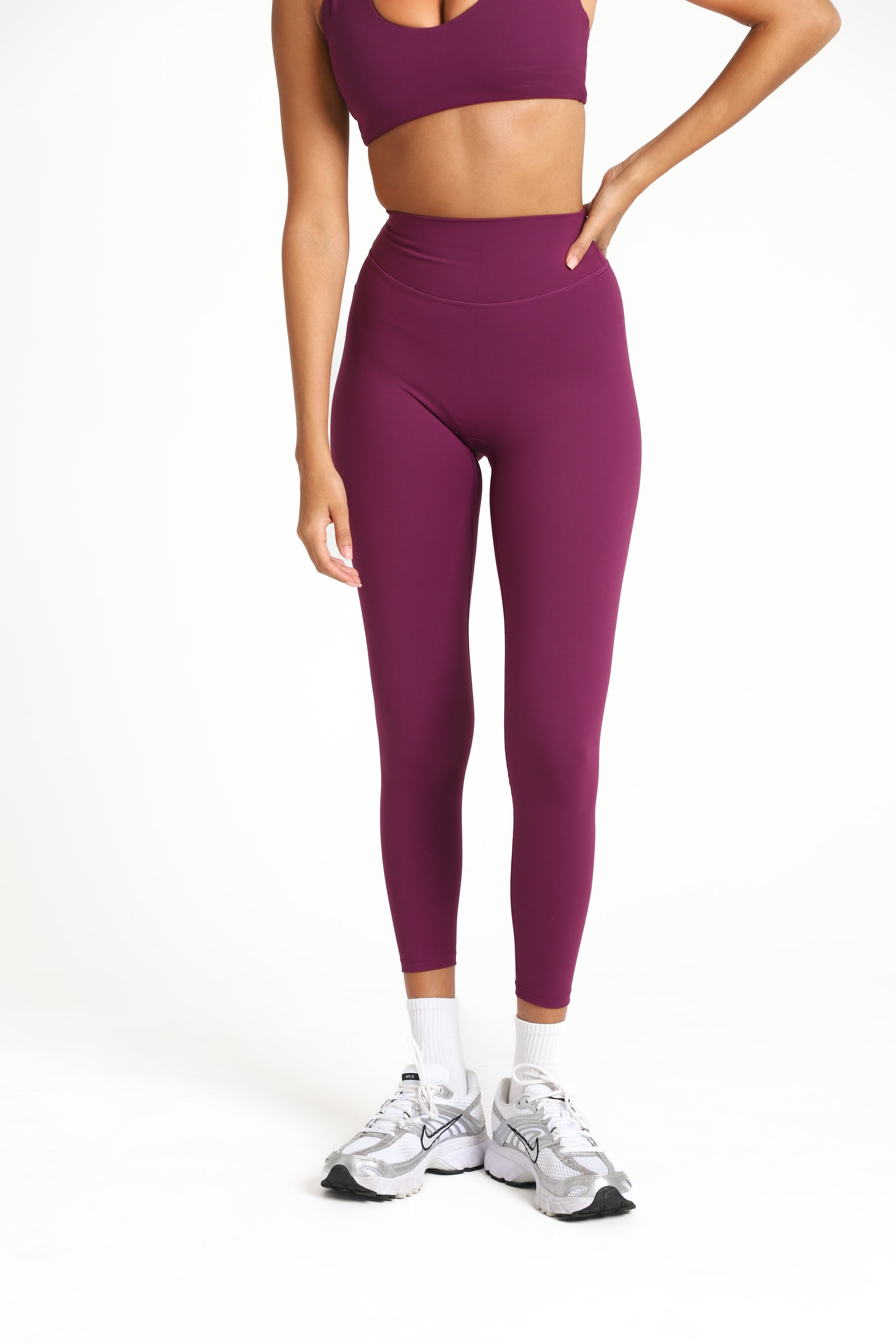 VEIL™ Signature Leggings - Plum