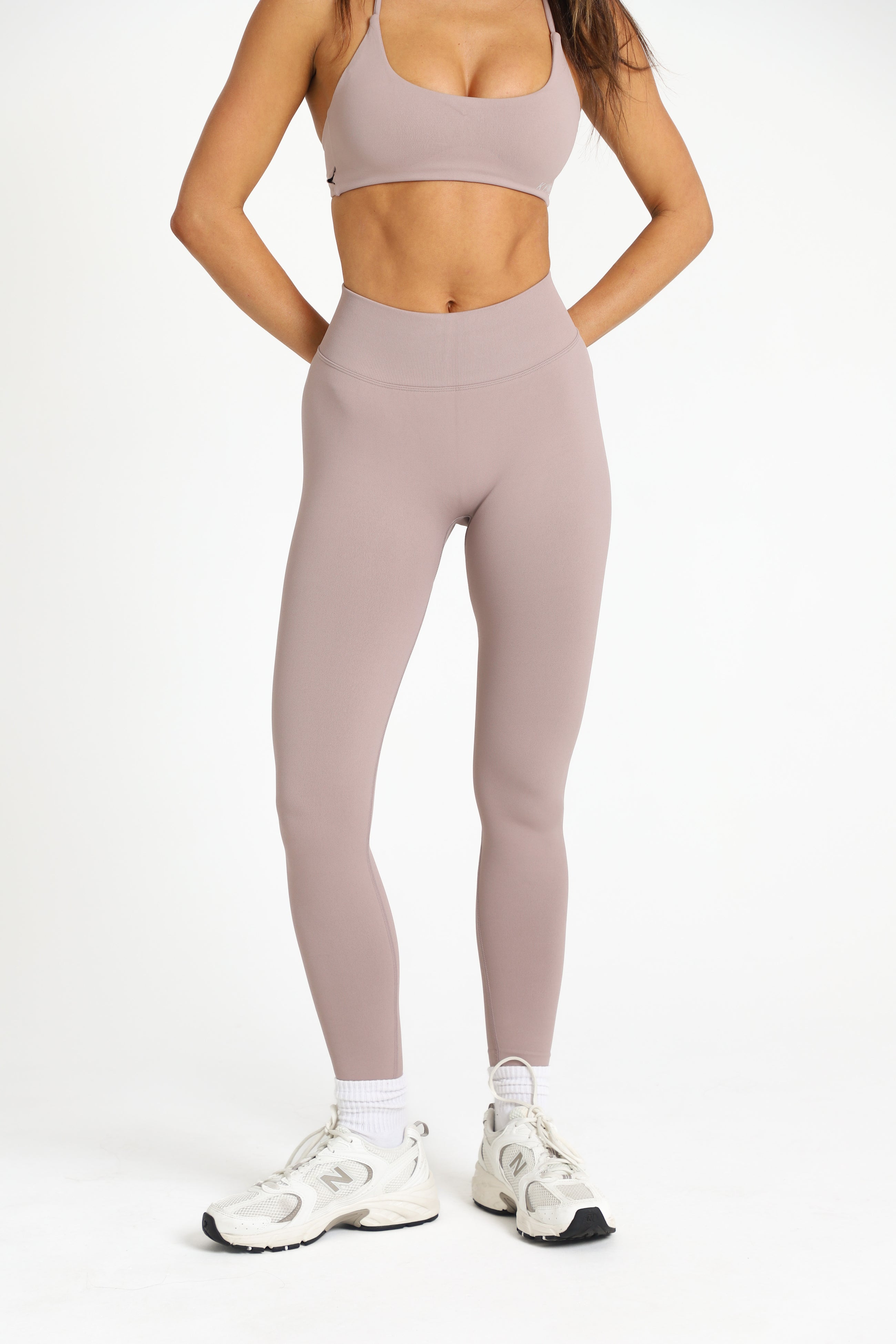 SCULPT™ Scrunch Leggings - Almond